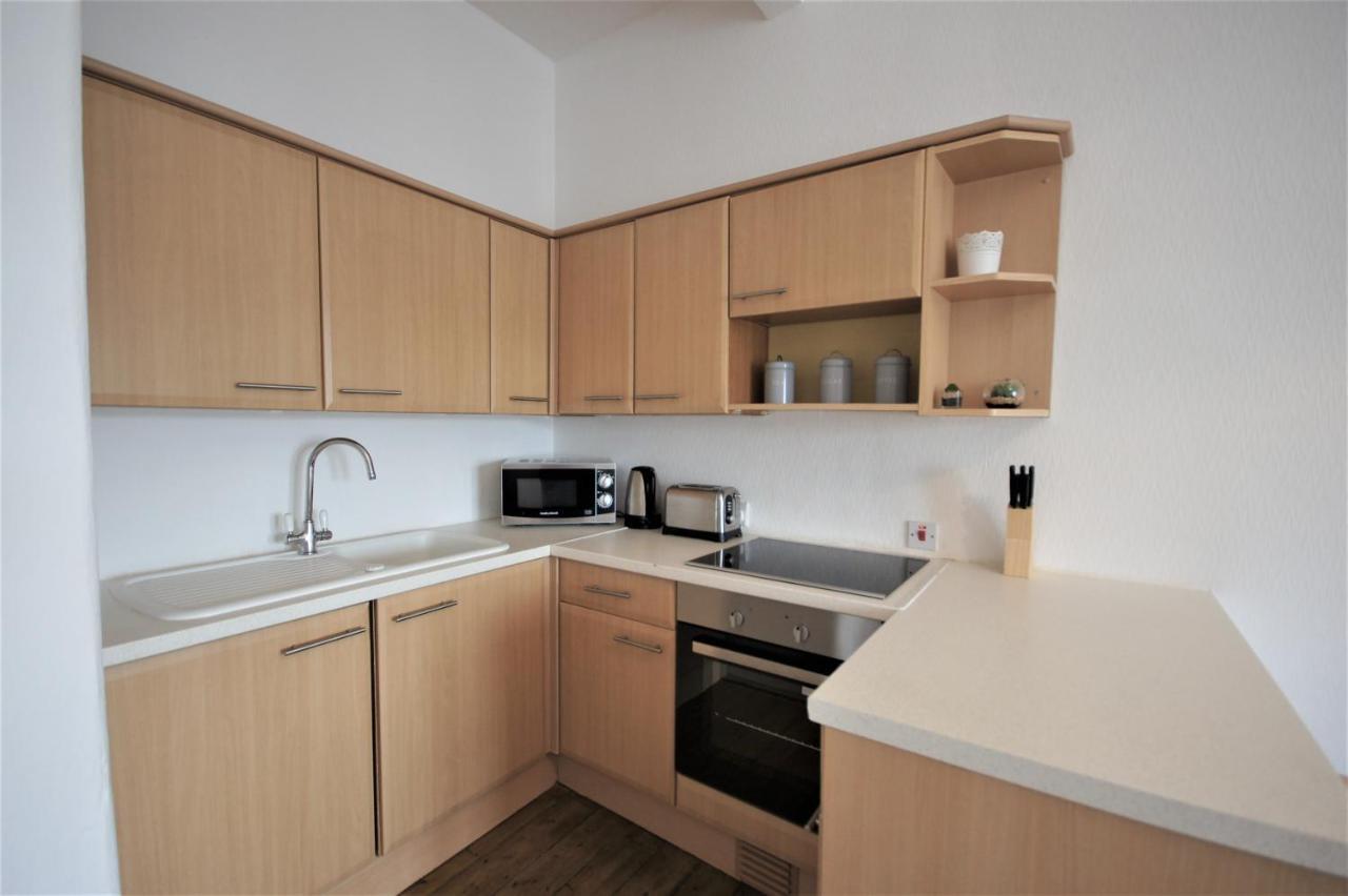 Bright And Cosy West End Apartment Glasgow Exterior photo